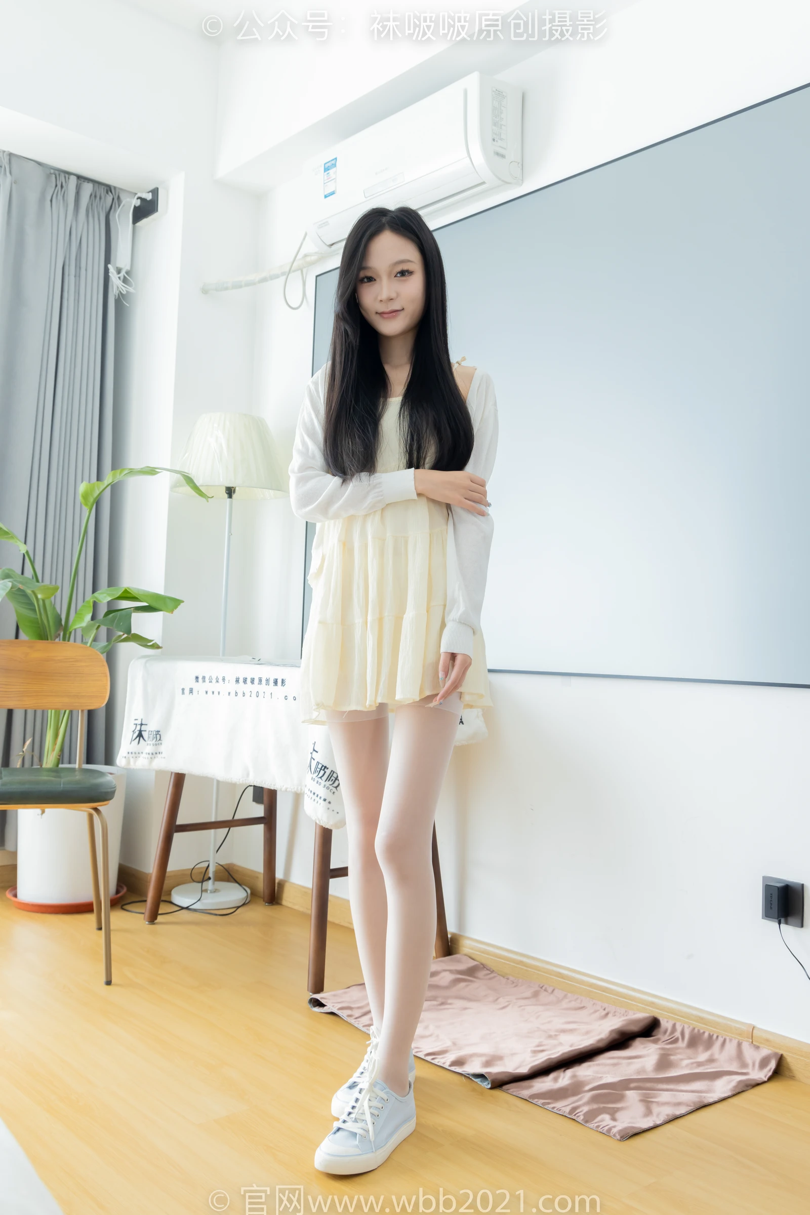 BoBoSocks袜啵啵-No.517-焦糖-帆布鞋,薄白丝-[147P1V-5.30GB]-2.webp